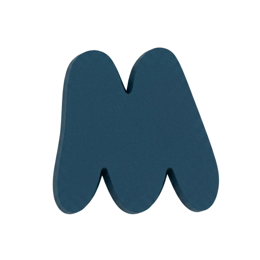 Letra M Azul marino